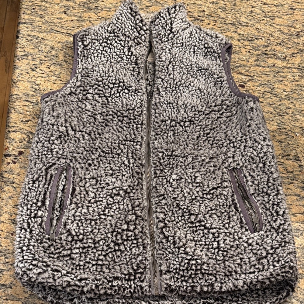 Thread & Supply Black and White Sherpa Vest